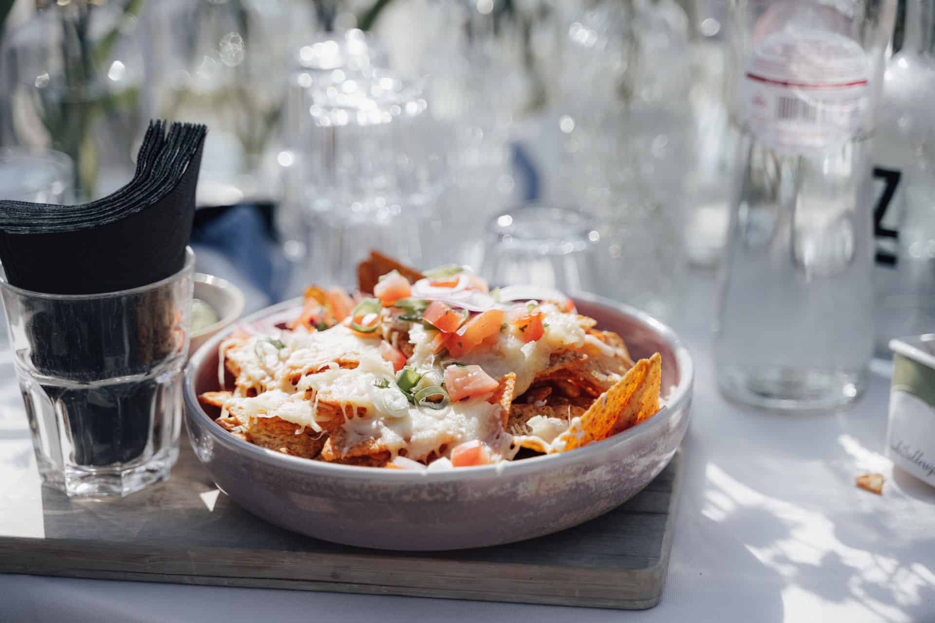 Entspanntes Catering bei einer Hochzeit in Holland mit informellem Food-Konzept