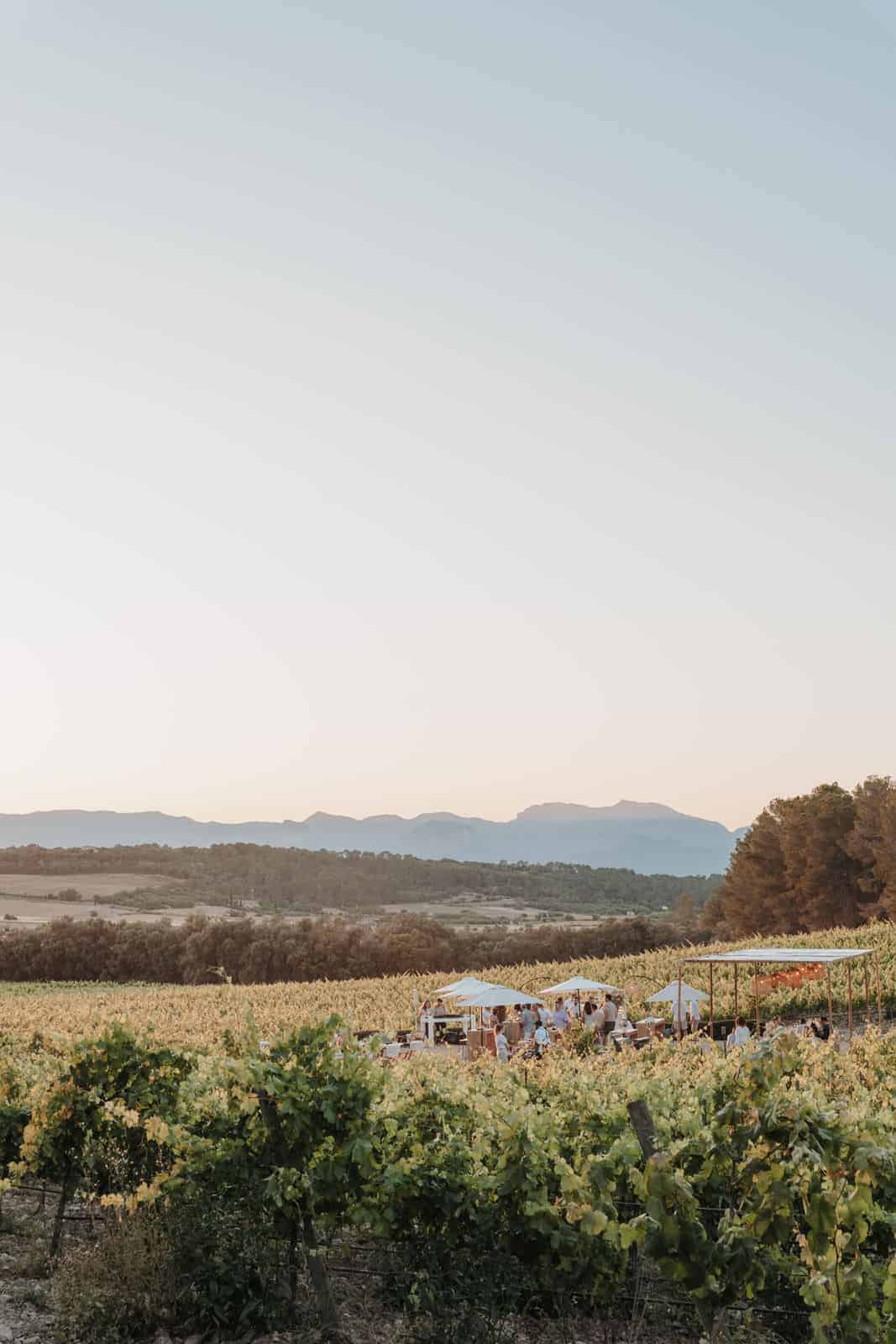 Luxus Hochzeit unter freiem Himmel – Full-Service Hochzeitsplanung von Hey Happy Day